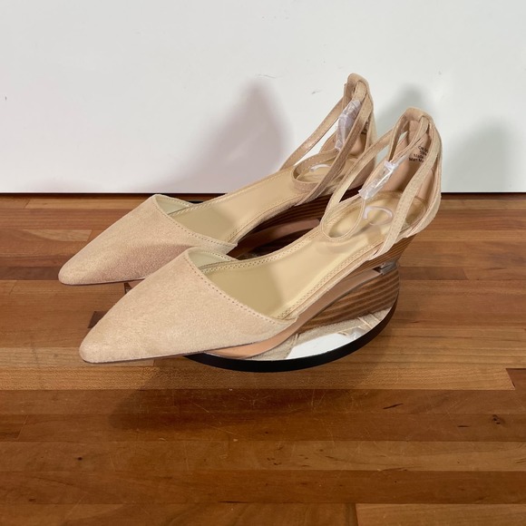 Journee Collection  Women's Arkie Sliver Wedge, nude 8 1/2M - Picture 7 of 12